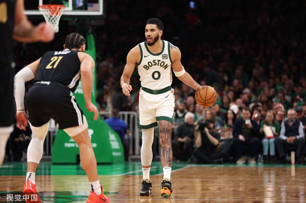 够展示后腰 够展示后腰